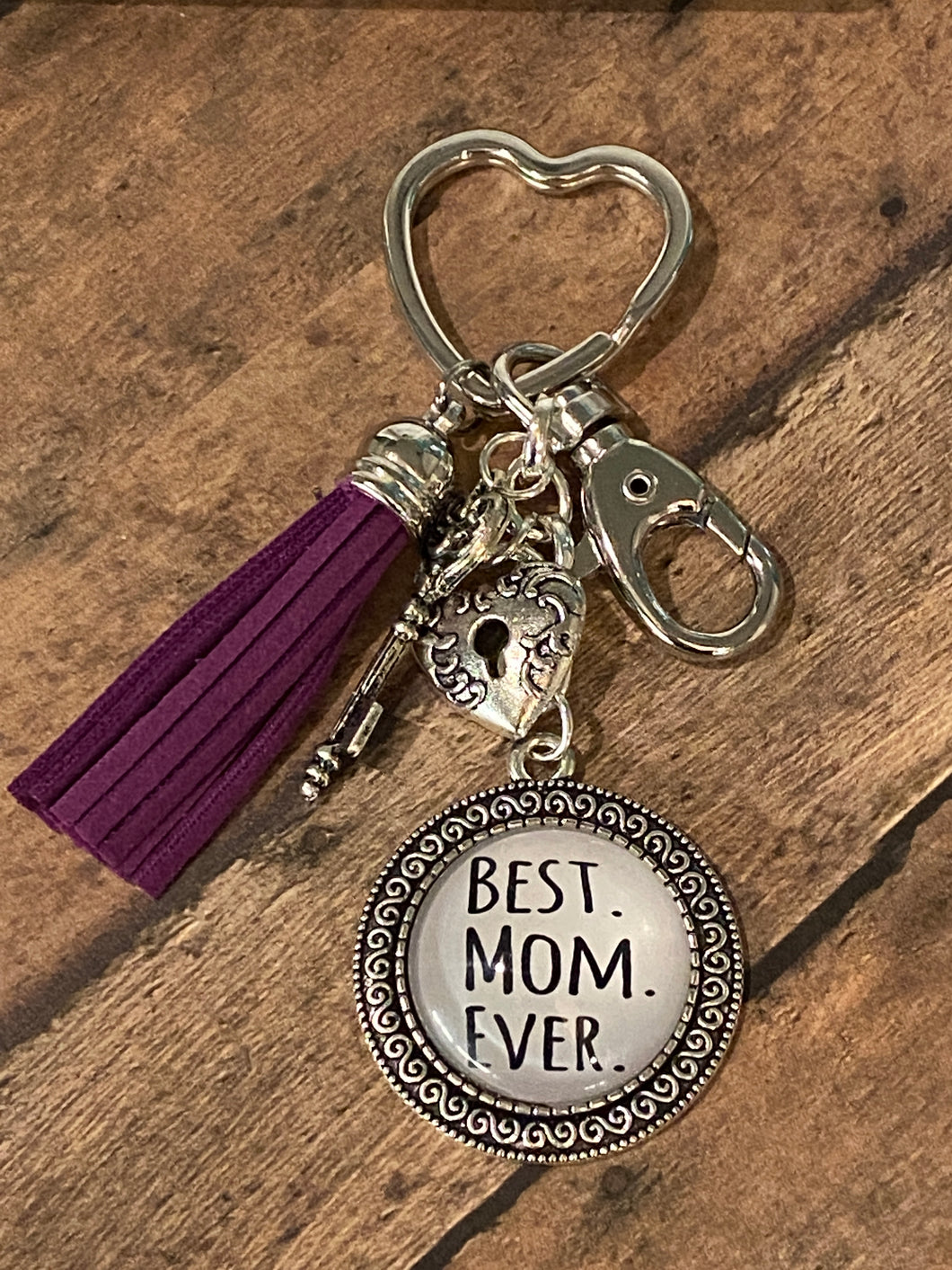 BEST MOM EVER Keychain (K000-17)