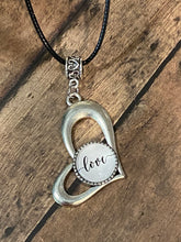 Load image into Gallery viewer, HEART Necklace (N24) 18-20&quot;
