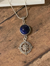 Load image into Gallery viewer, COMPASS Snap Necklace (S33) 24&quot;
