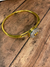 Load image into Gallery viewer, GOLD Snap Bracelet (SBR26)
