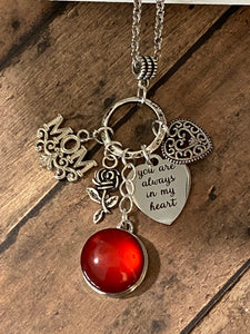 MOM-ALWAYS IN MY HEART Snap Necklace