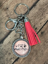 Load image into Gallery viewer, CAT MOM Keychain (K000-38)
