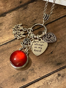 MOM-ALWAYS IN MY HEART Snap Necklace