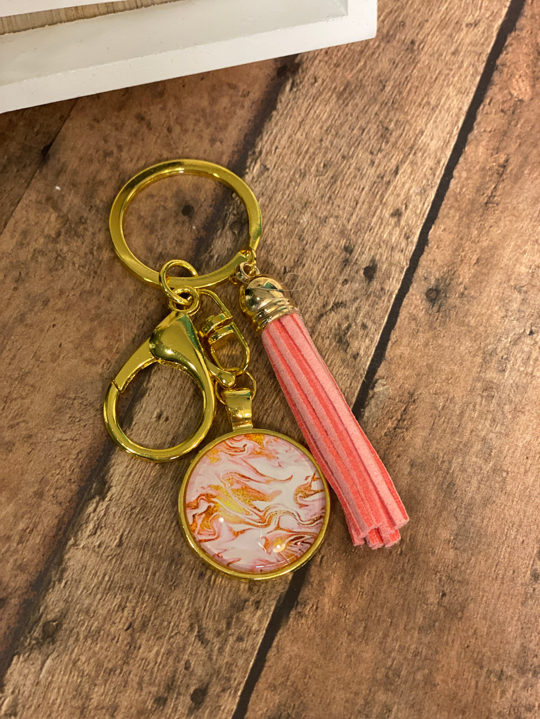 ASSORTED GOLD Keychains (K000-25)