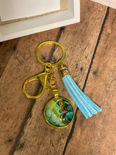 Load image into Gallery viewer, ASSORTED GOLD Keychains (K000-25)
