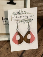 Load image into Gallery viewer, WOOD &amp; RESIN Earrings
