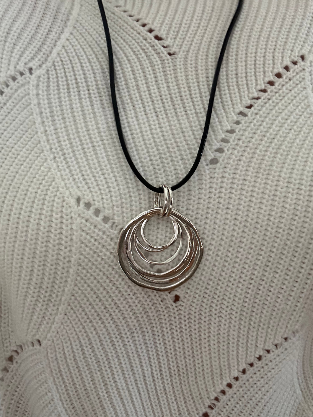 SILVER MULTI-CIRCLES Necklace